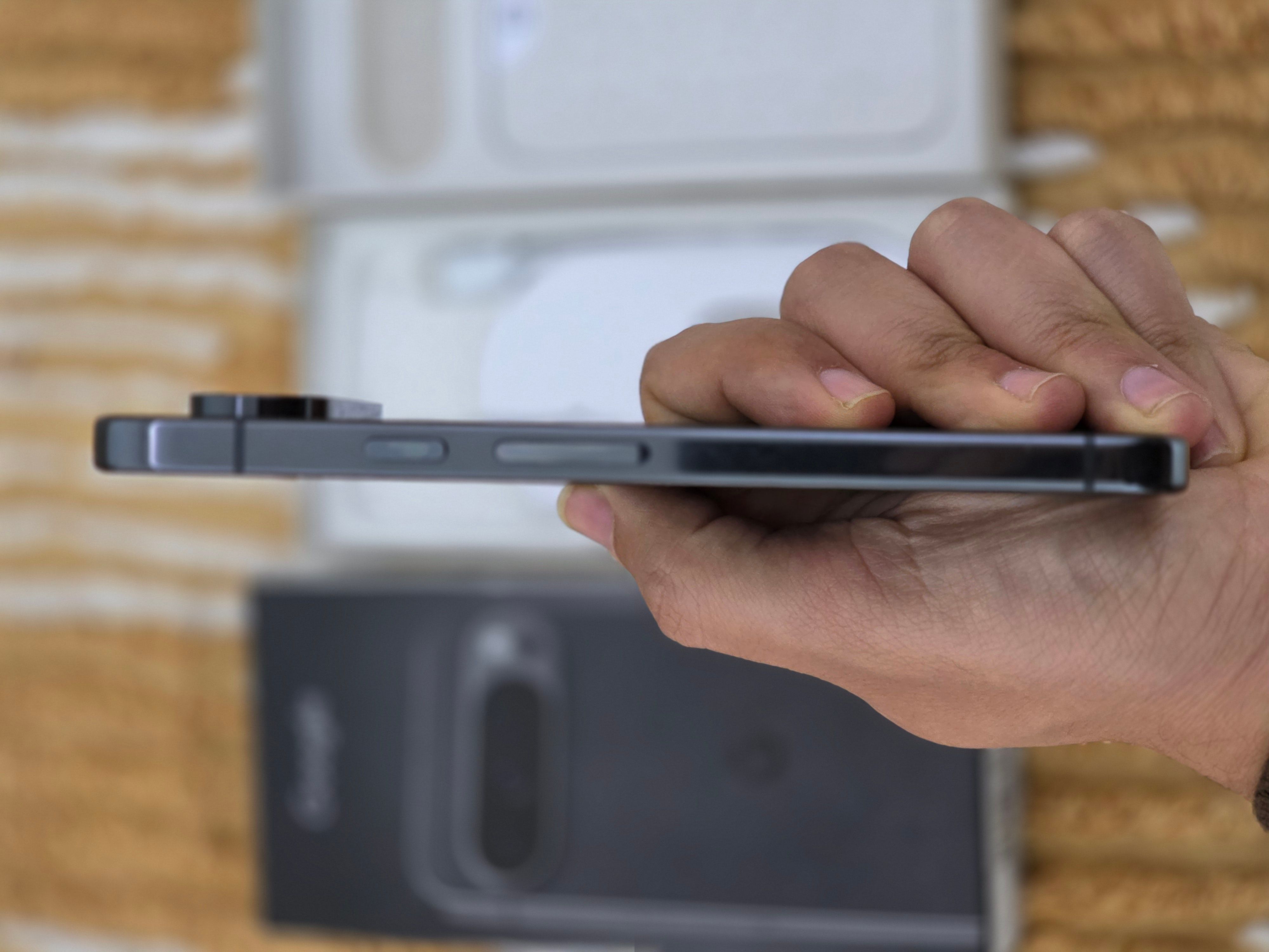 Google Pixel 9 Pro XL - Image 4